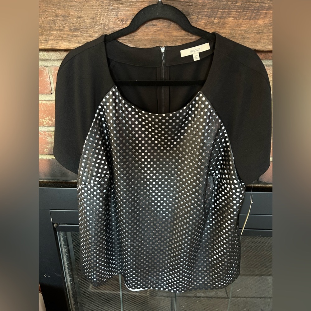 Sejour NWT, size 16W; black with back zipper